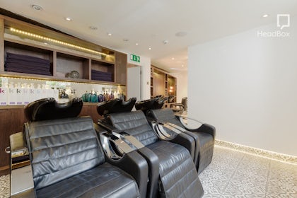 Drawing Room 13