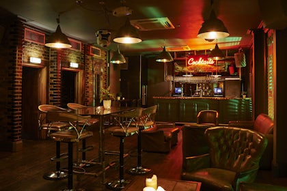The Bar 4