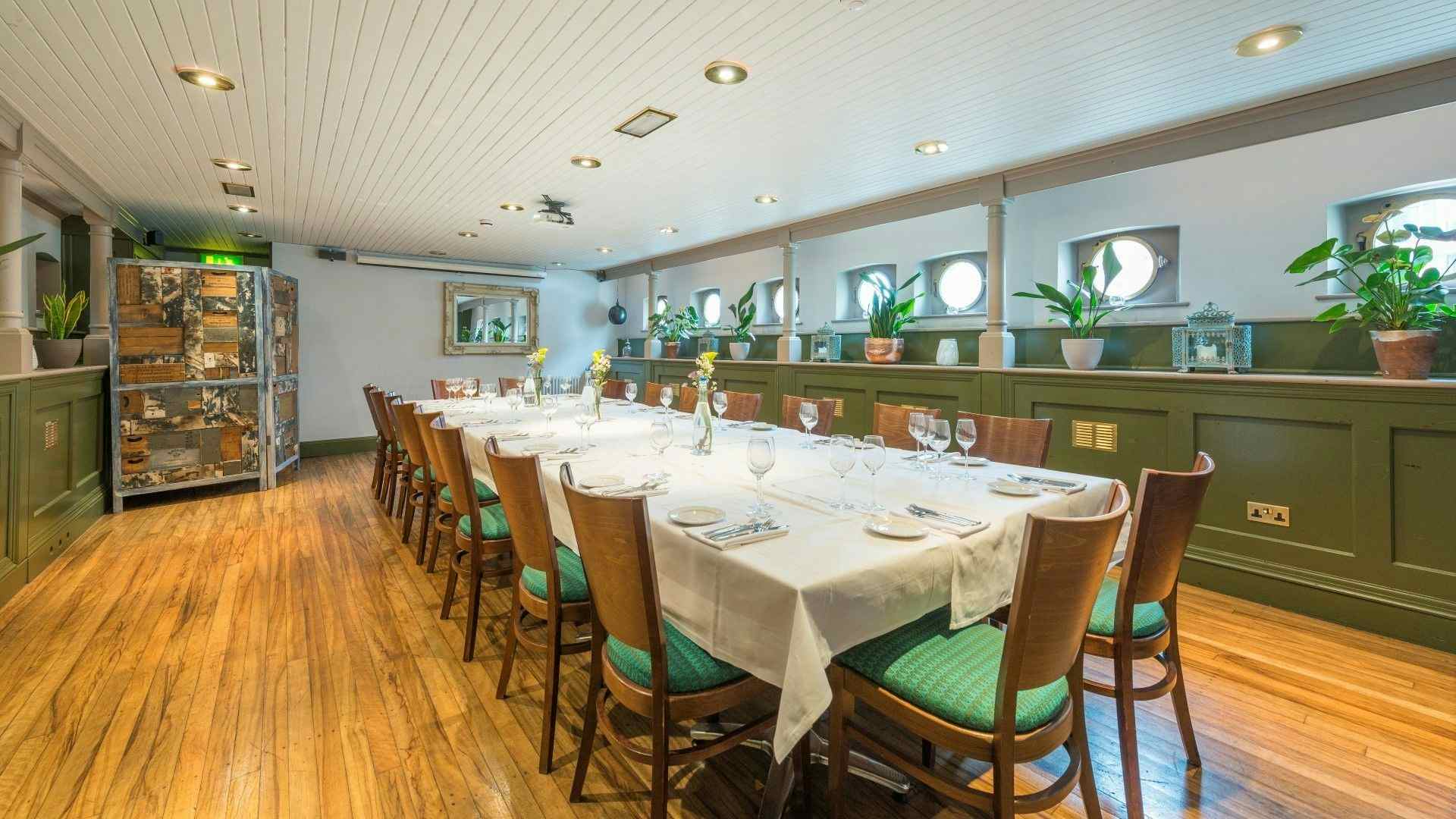 The Lower Deck - Private Dining and Meeting Room, Glassboat Restaurant