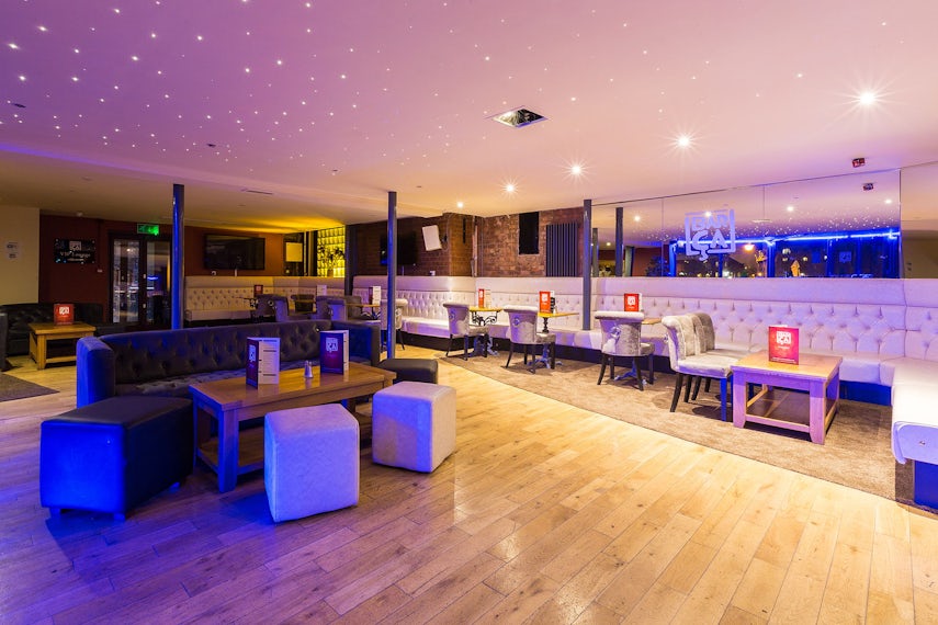 Main Bar 0