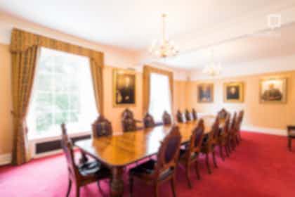The Committee Room 0