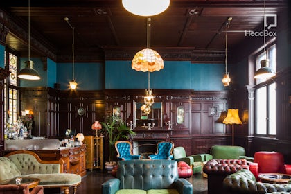 The Lounge 10