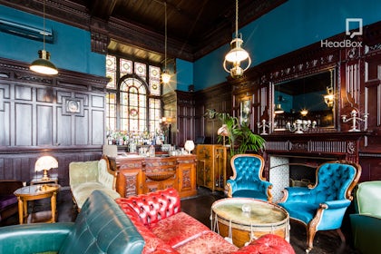 The Lounge 12