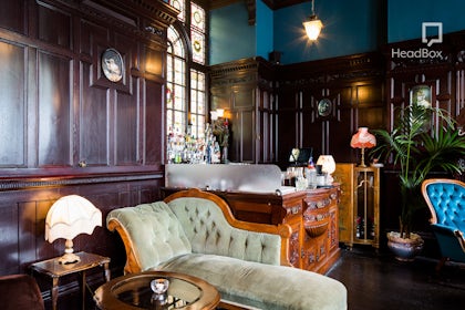 The Lounge 13