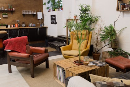 Studio 2