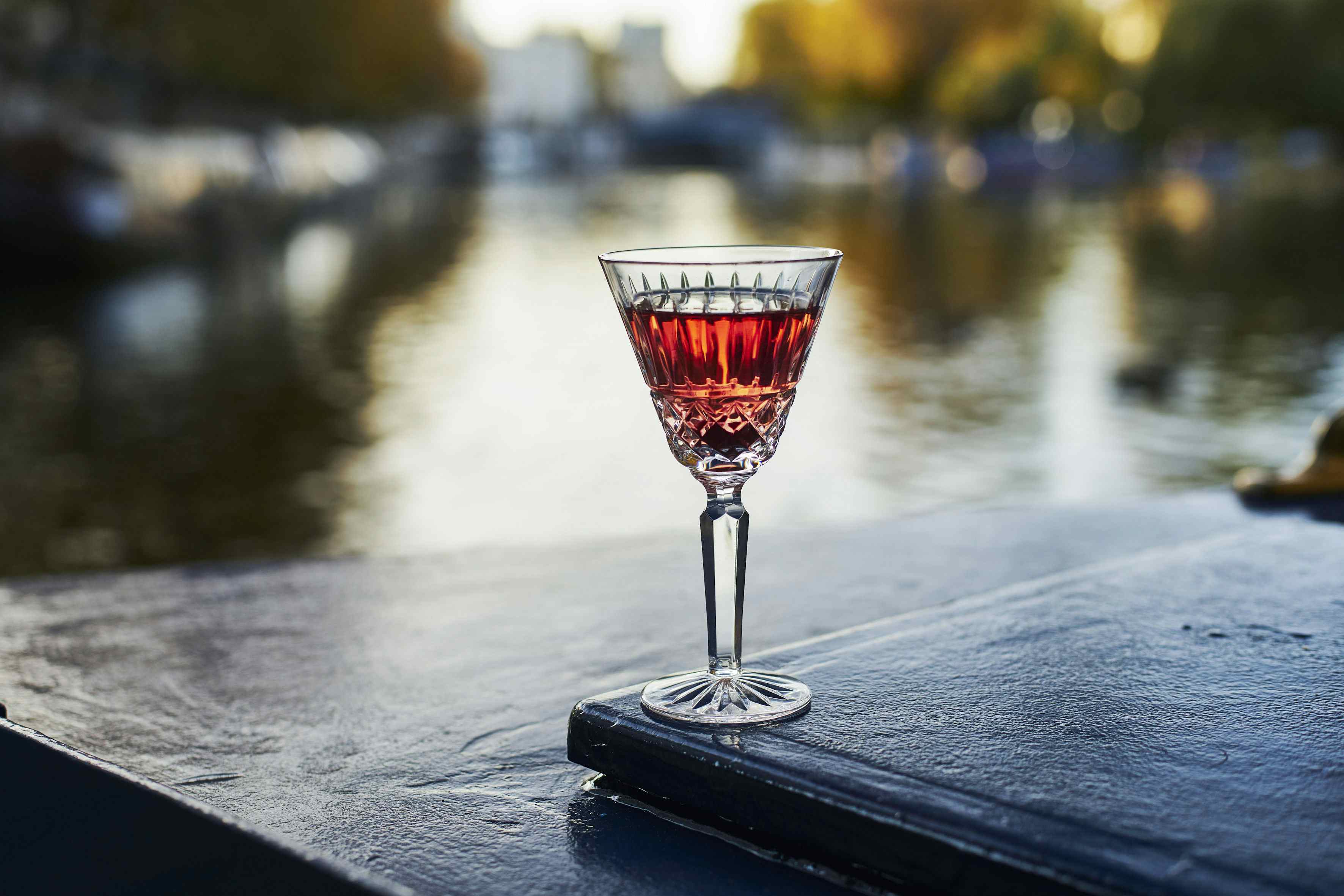 Seafood Restaurant on A Boat 7