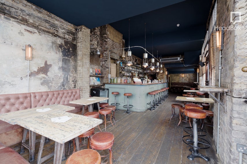 Main Bar 0