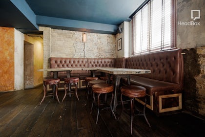 Main Bar 11