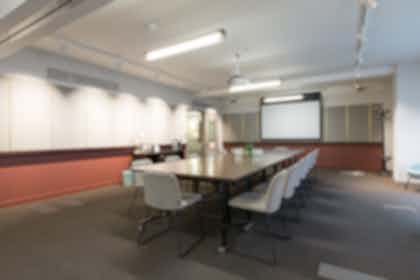 Meeting Room 4 0