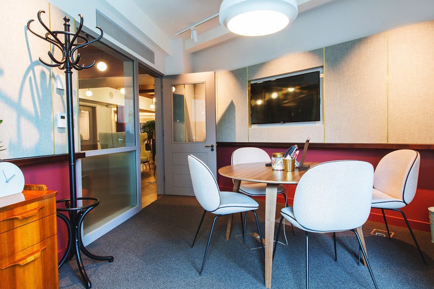 Meeting Room 6 0