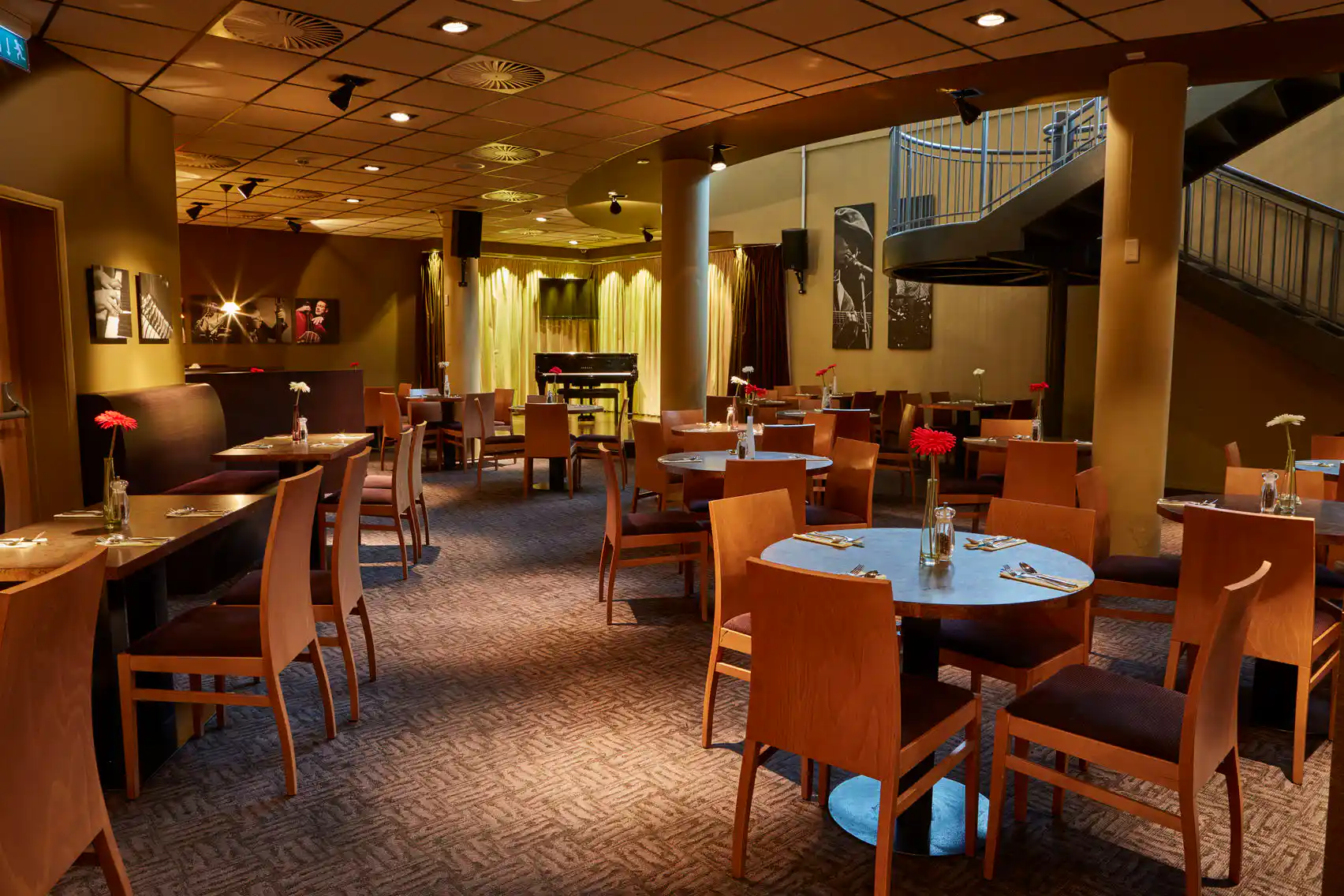 Book Jazz Club, Future Inn Bristol Hotel (Bristol) – HeadBox