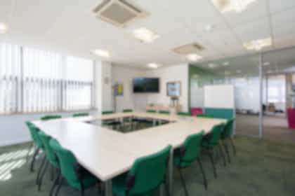 Contemporary Meeting Room - Brizzle 2