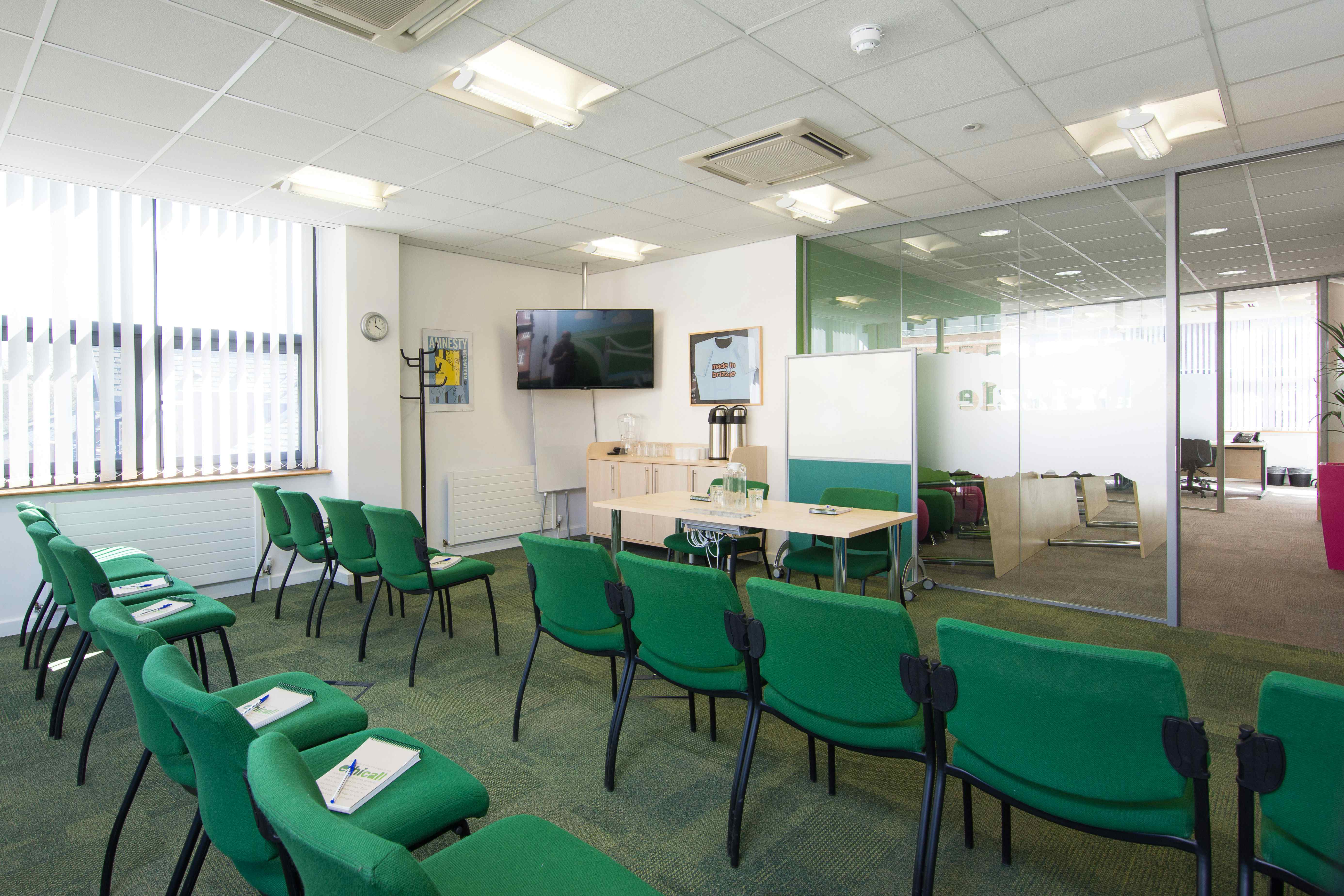 Contemporary Meeting Room - Brizzle 7