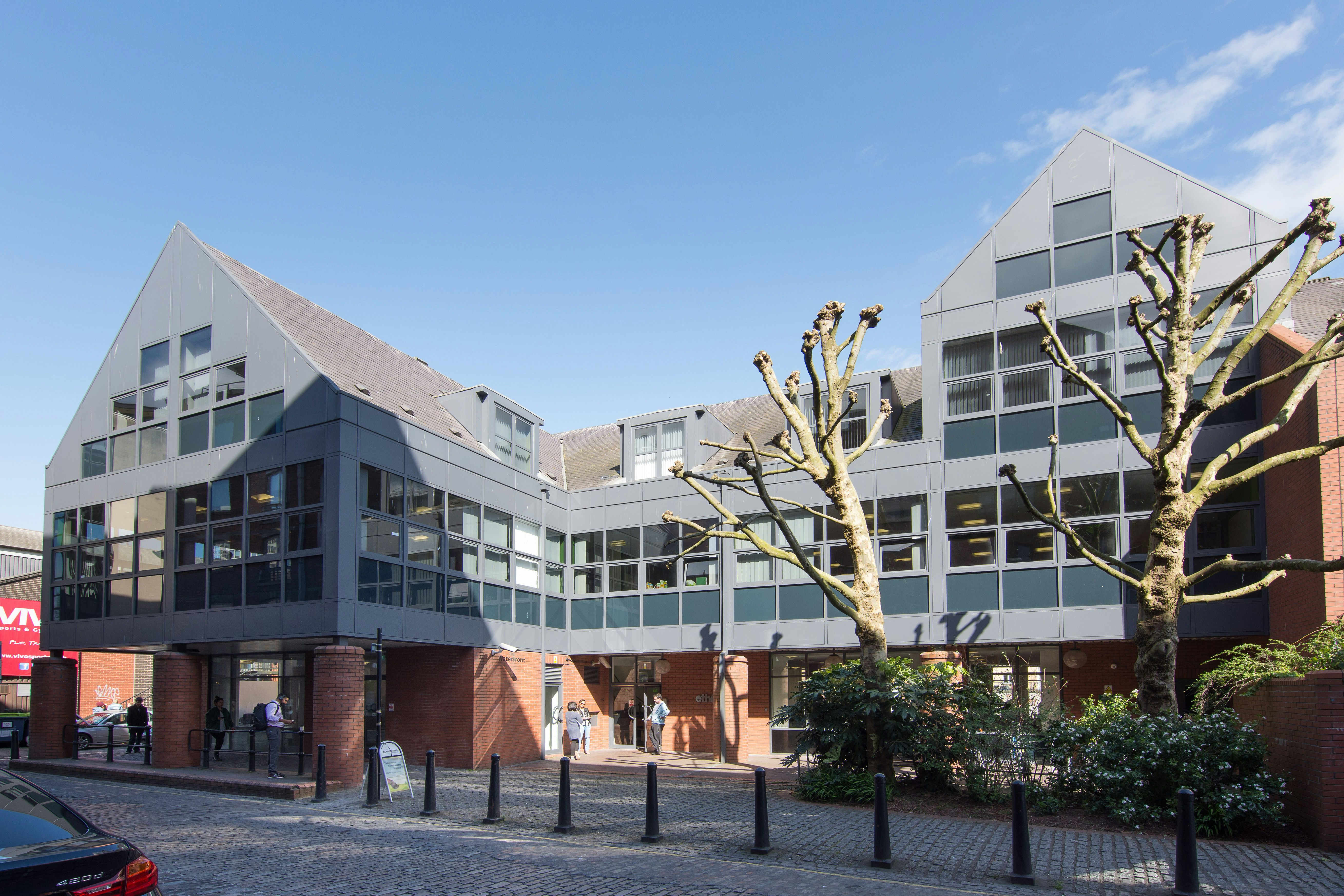 Contemporary Meeting Room - Brizzle 8
