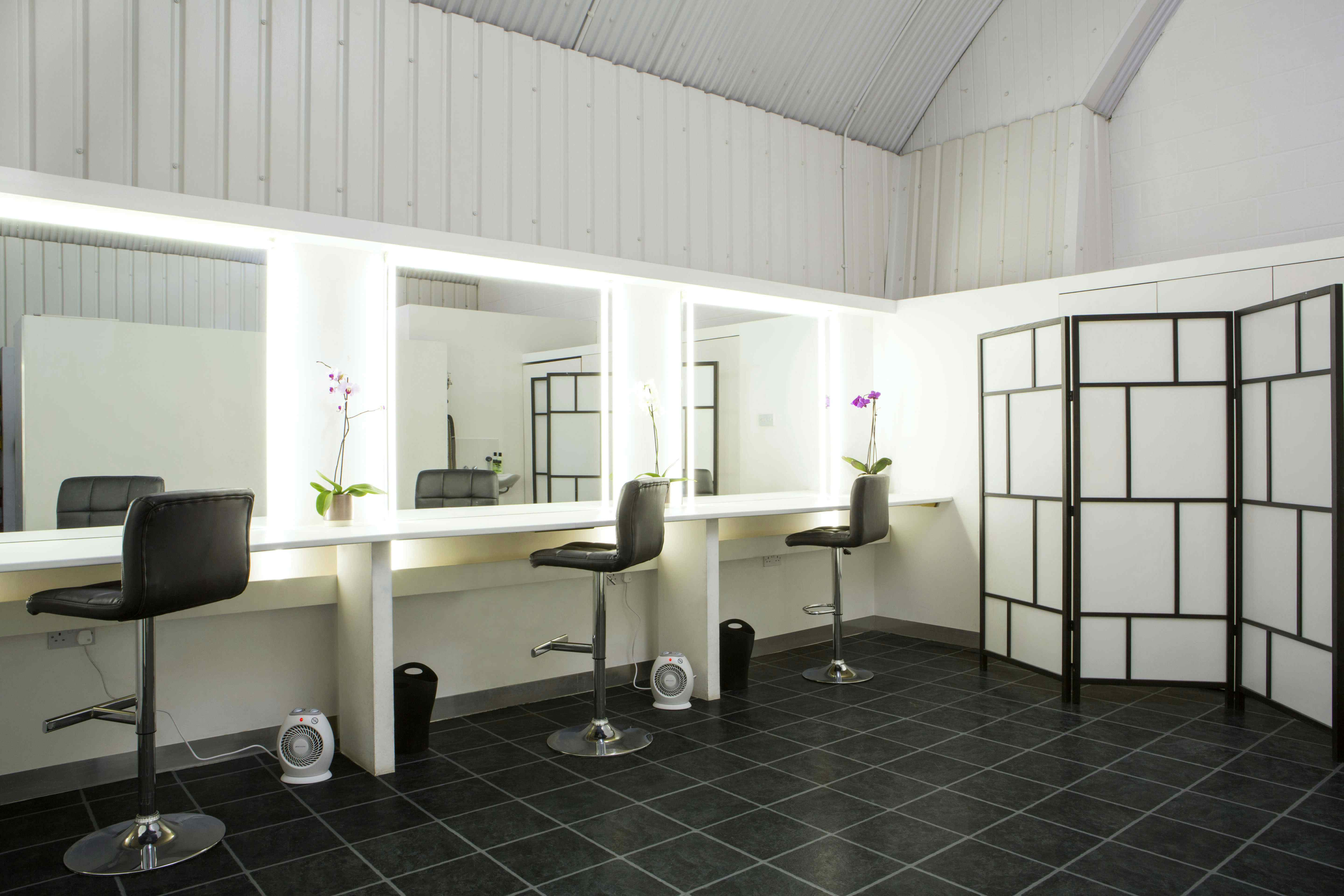 Photography Studios for Hire in South London HeadBox