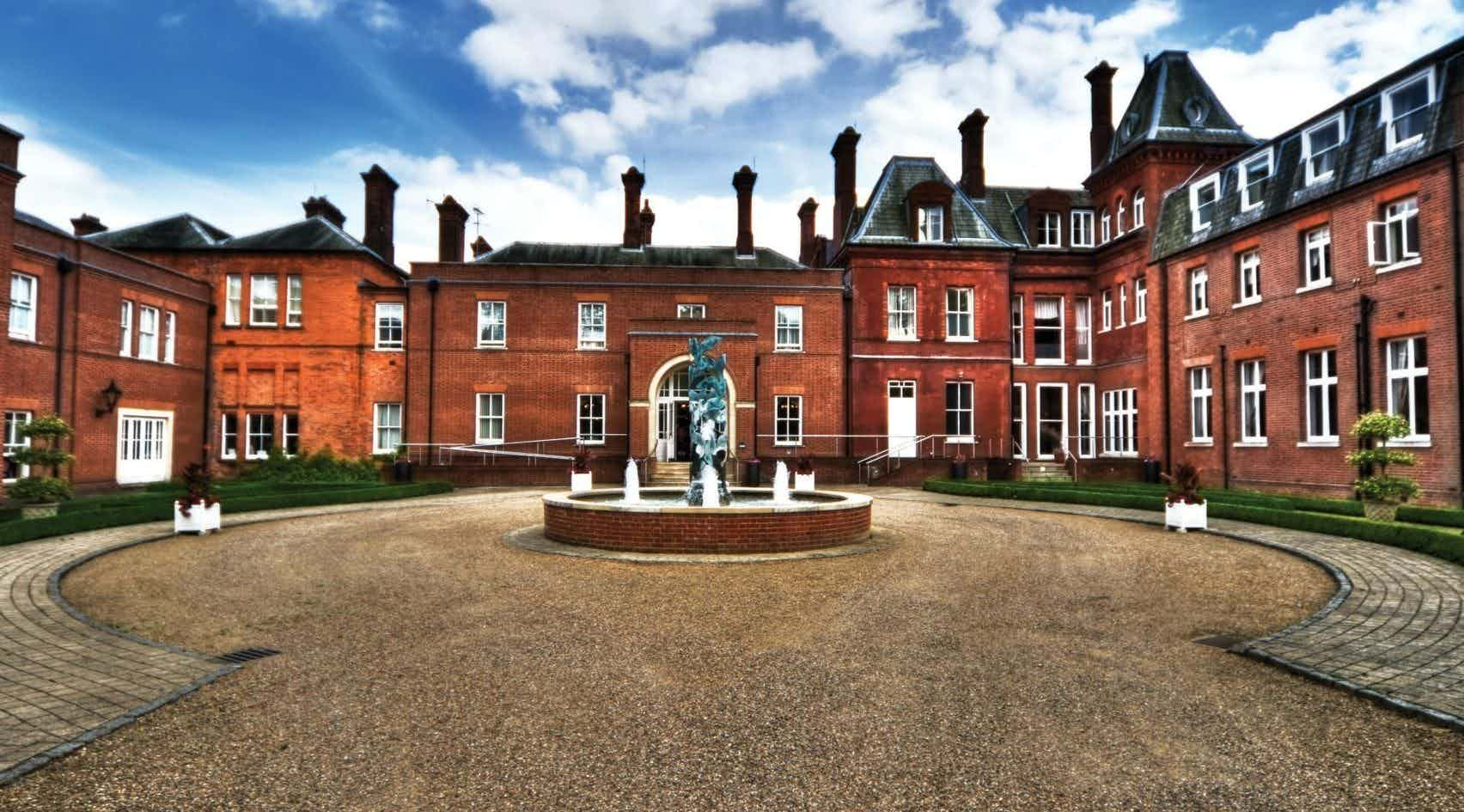 Book Crystal Room, Tring Champneys Health Spa (Hertfordshire) – HeadBox