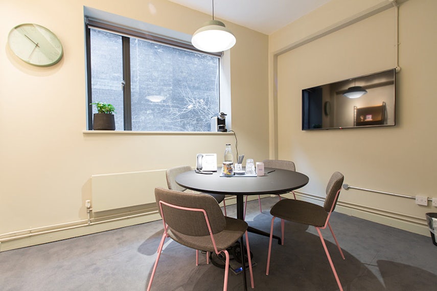 Meeting Room 4 0