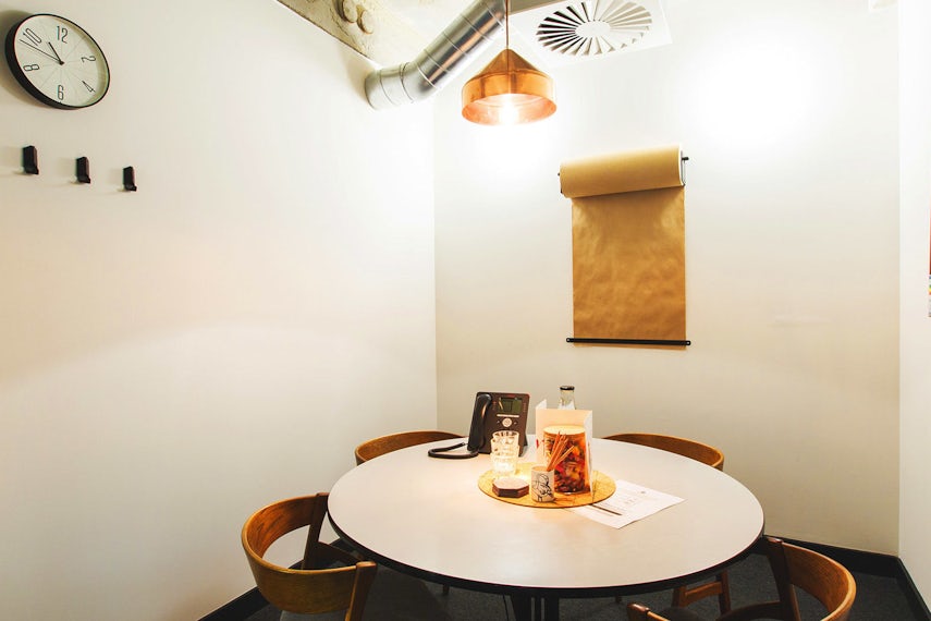 Meeting Room 7 0