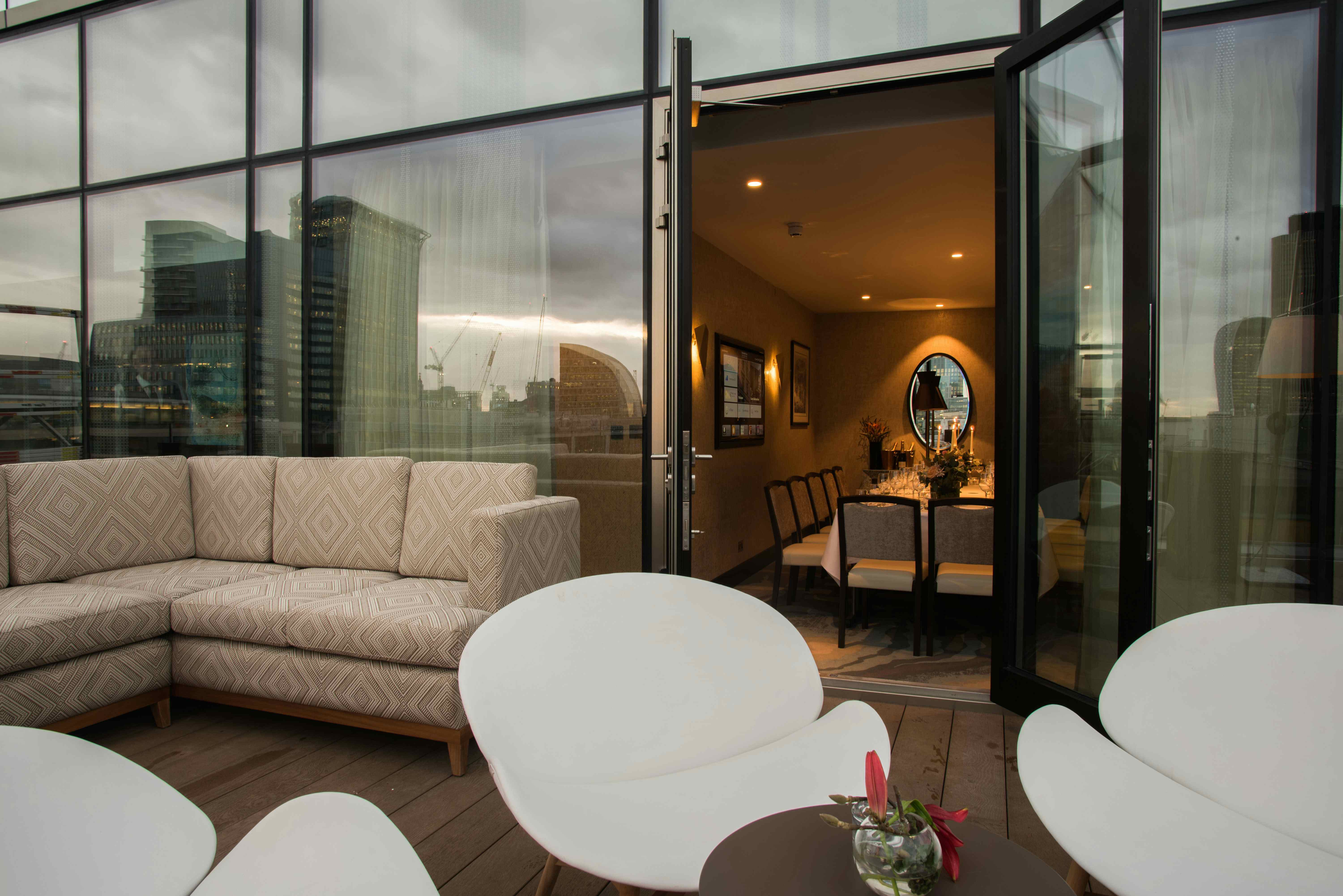 The Palm Rooms & Terrace 2