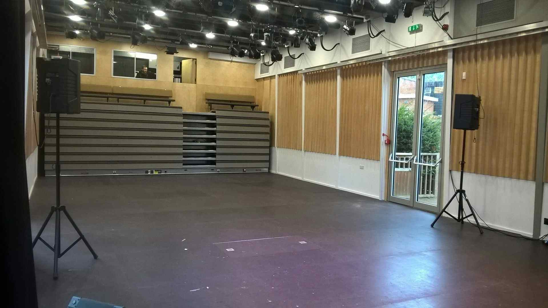 The King Alfred Phoenix 1