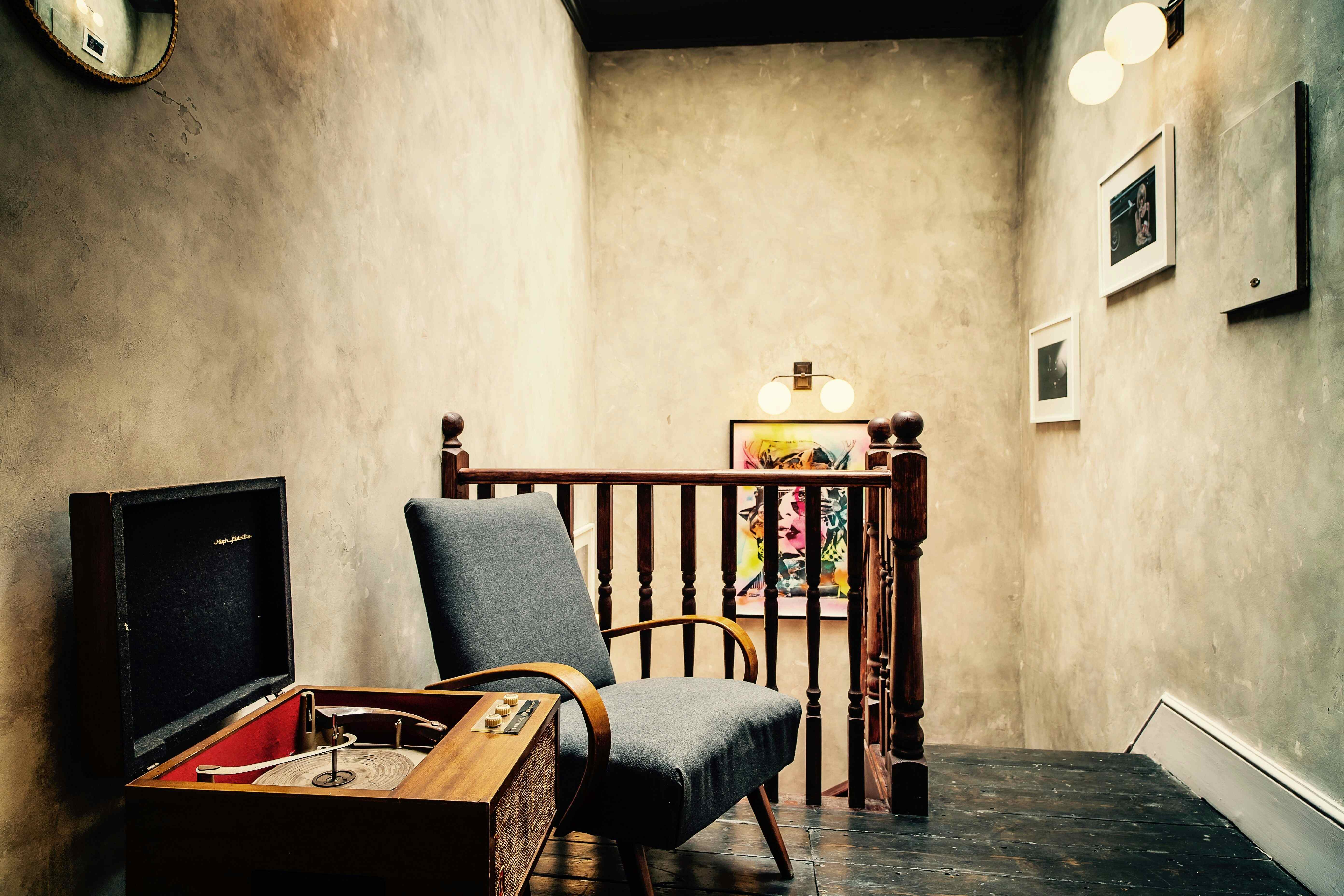 Entire Venue (2 floors)  4