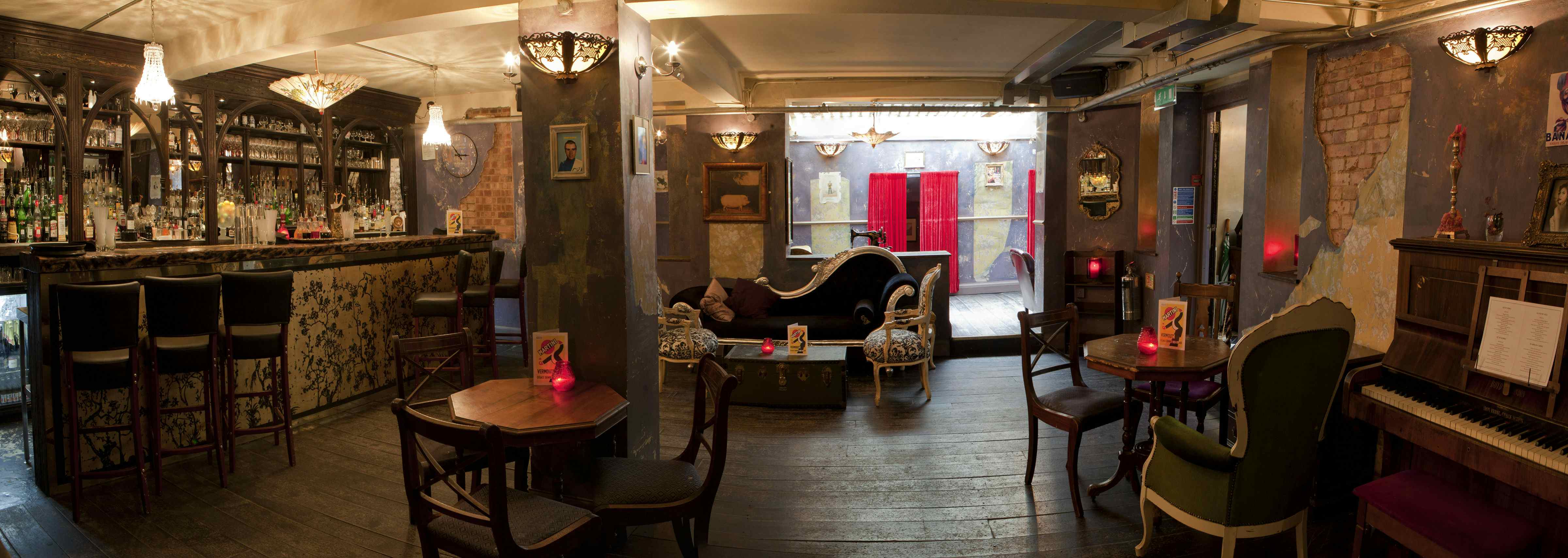 Christmas Hire, Area 13