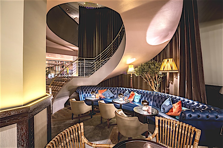 Restaurant and Club Old Compton **Hire the Restaurant and Club Old Comption at the iconic venue of 100 Wardour Street for your next London venue hire.**
Situated right in the centre of buzzing Soho this initmate and stylish space