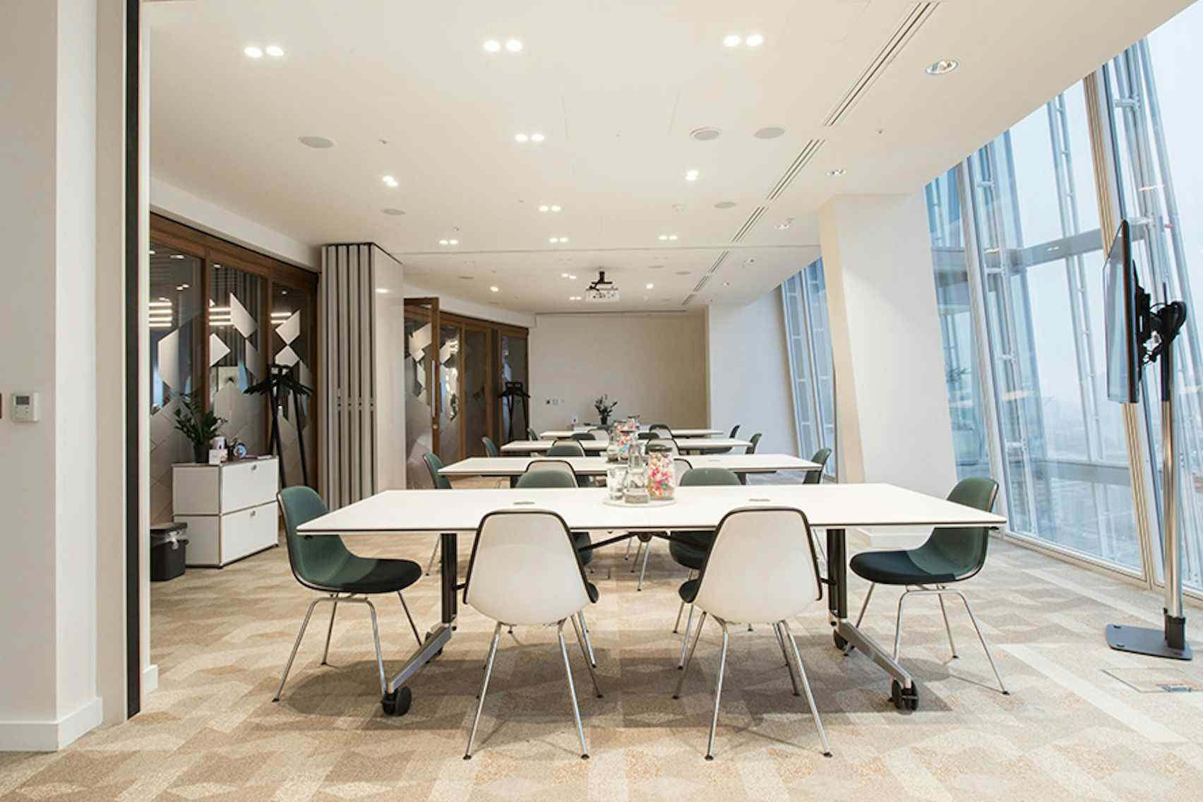 Book Meeting Room 1 4 At Tog The Shard A London Venue For Hire