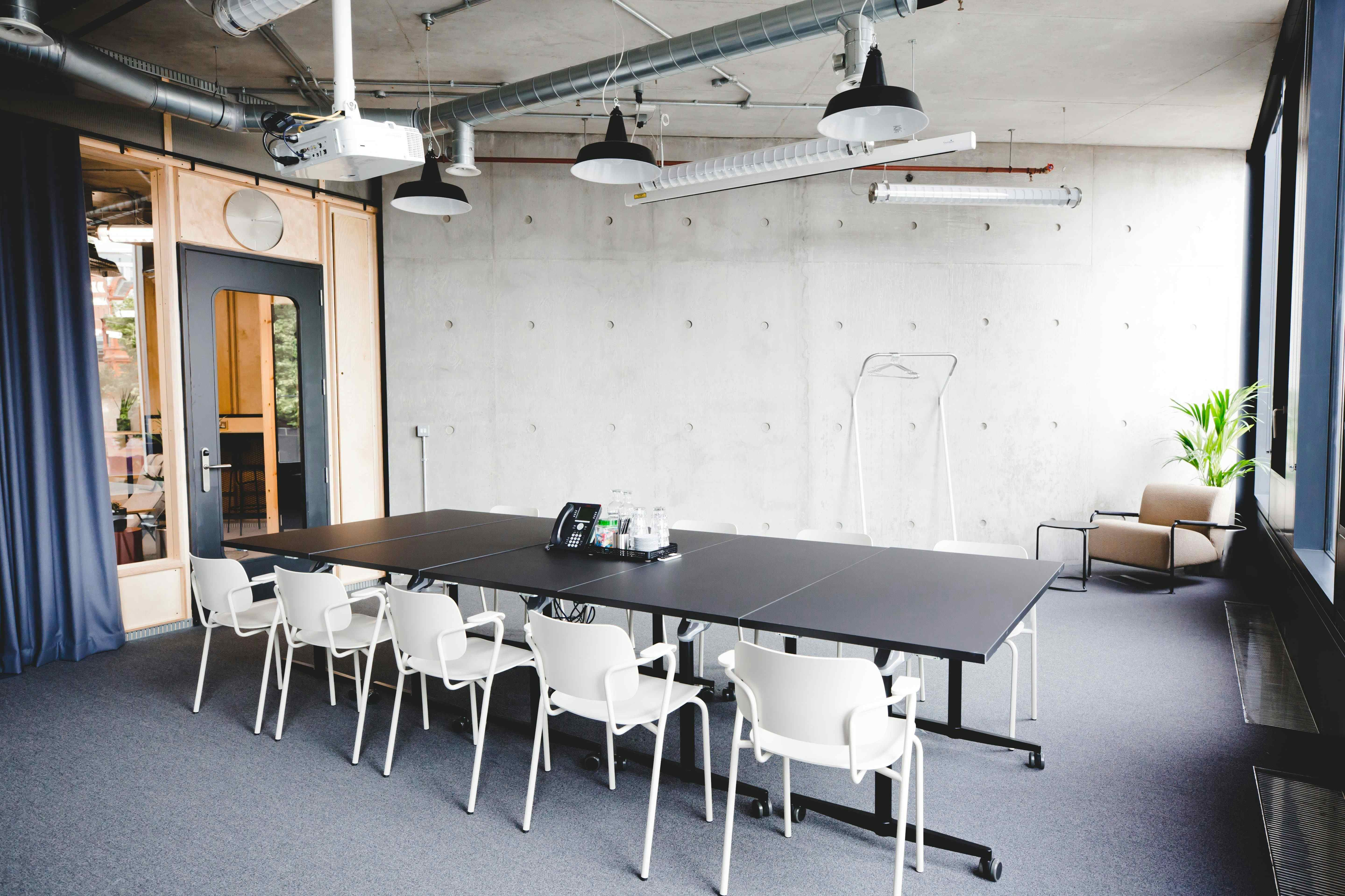 Meeting Room 7, TOG, White Collar Factory