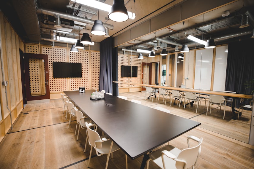 Meeting Room 8 0