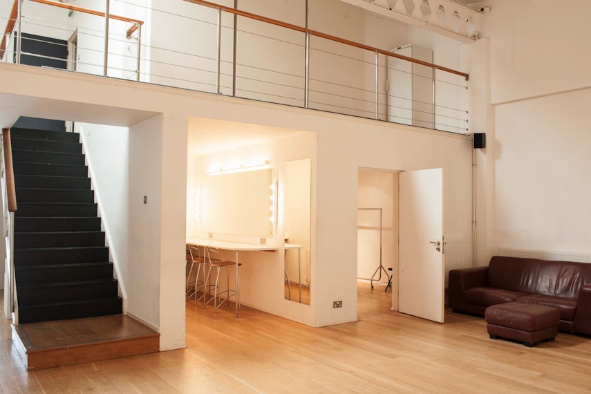 Studio 1 0
