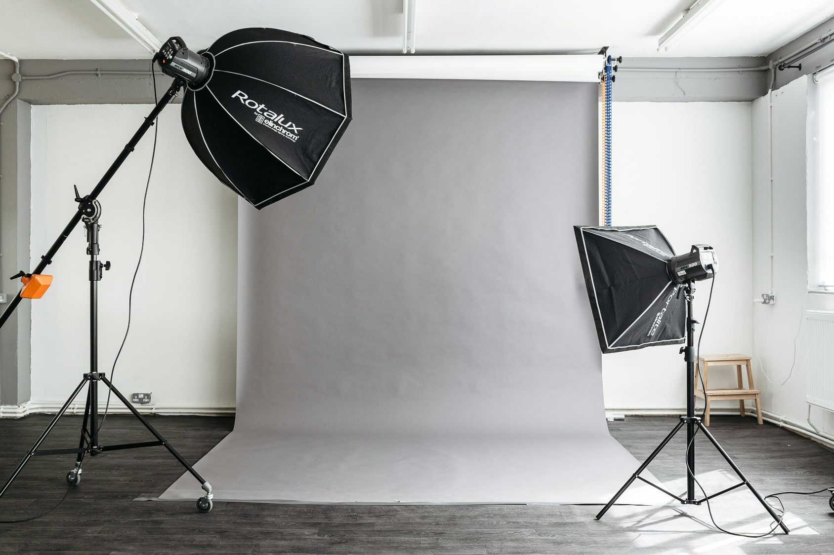 Photography - Filming - Event venue. 7