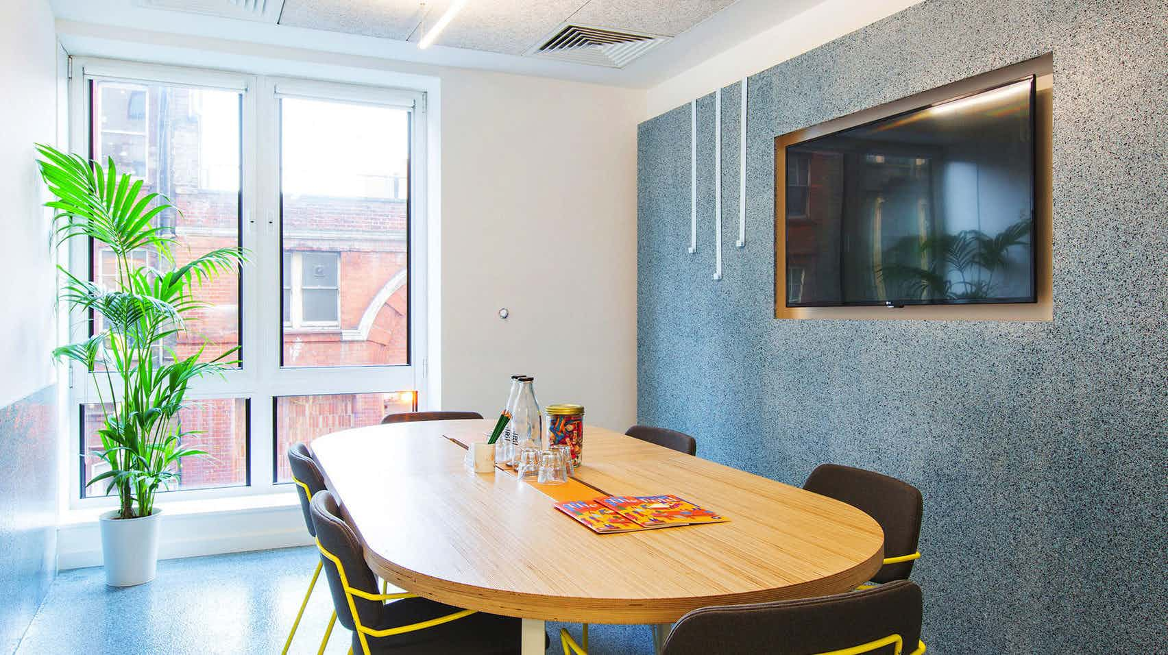 book-meeting-room-5-at-tog-2-angel-square-a-london-venue-for-hire