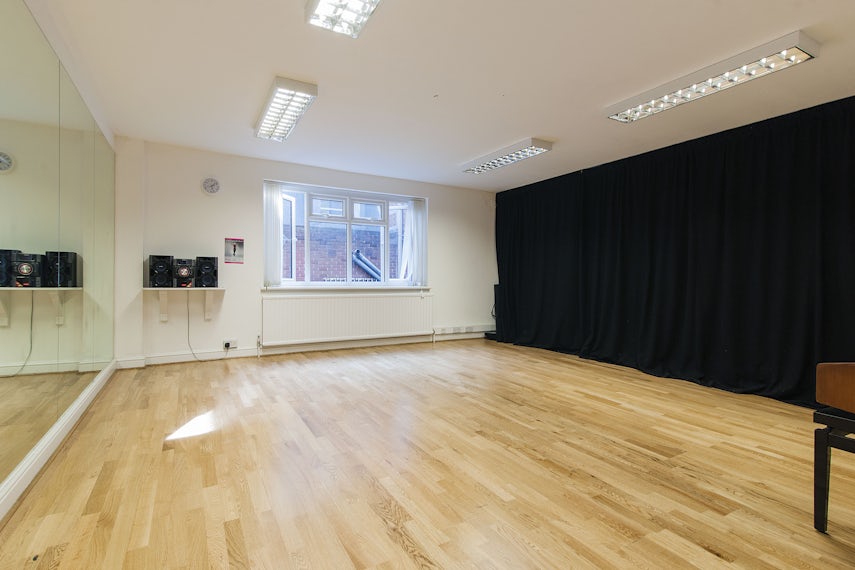 The Solo Studio 0