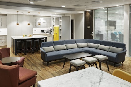 Meeting Room 3+4 1