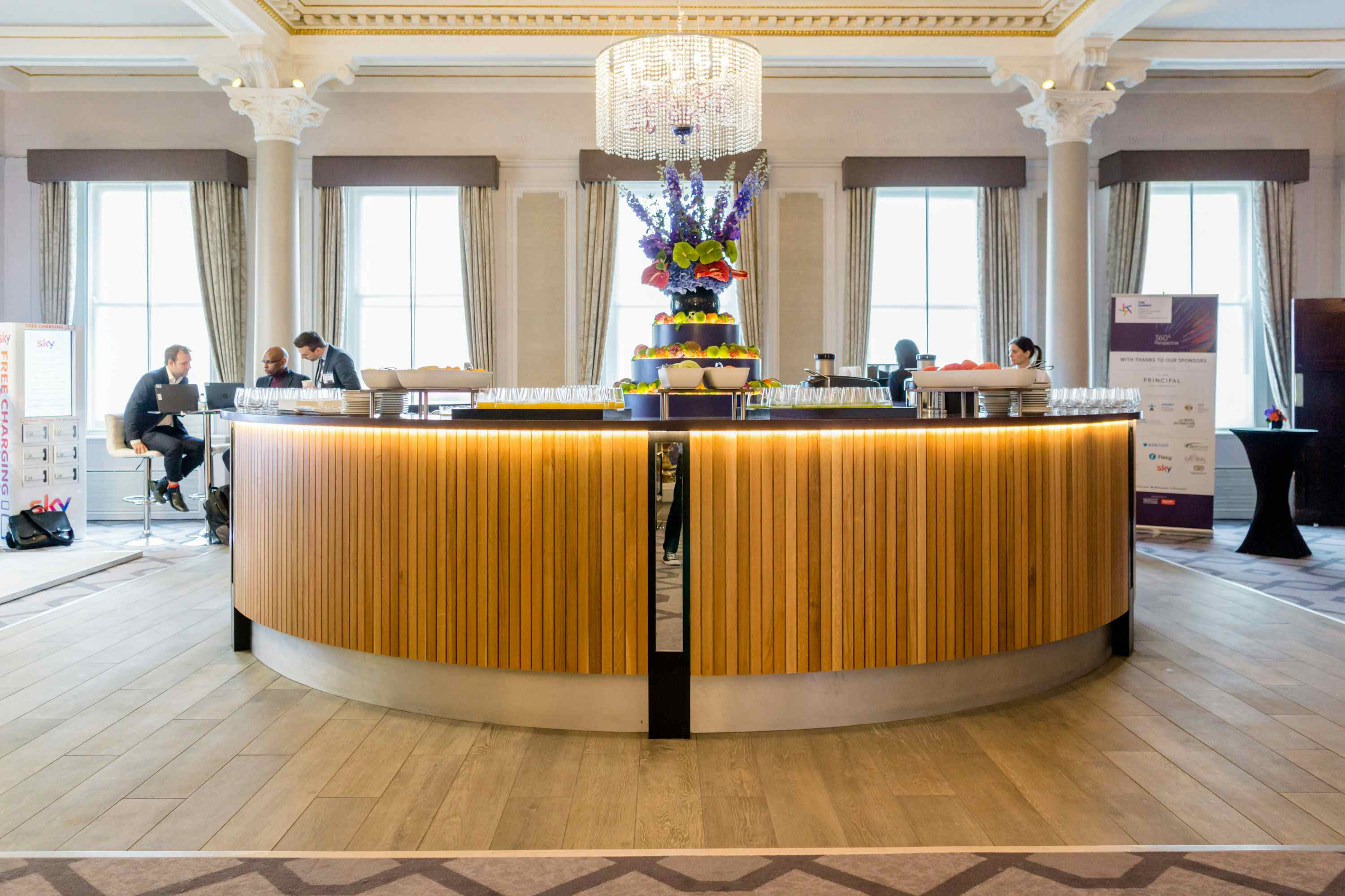 The Edinburgh Suite & Drawing Room 4