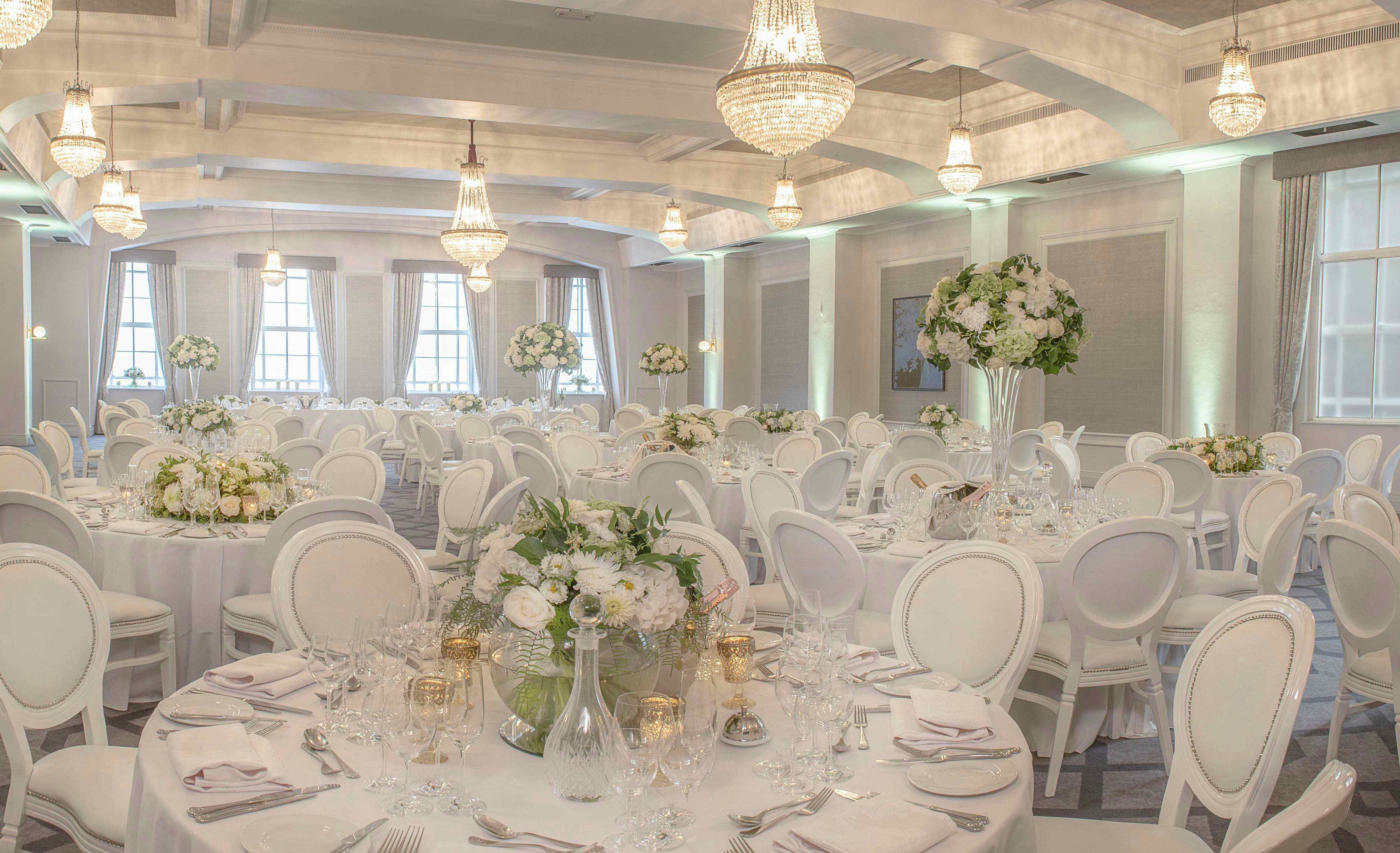 The Edinburgh Suite & Drawing Room 10