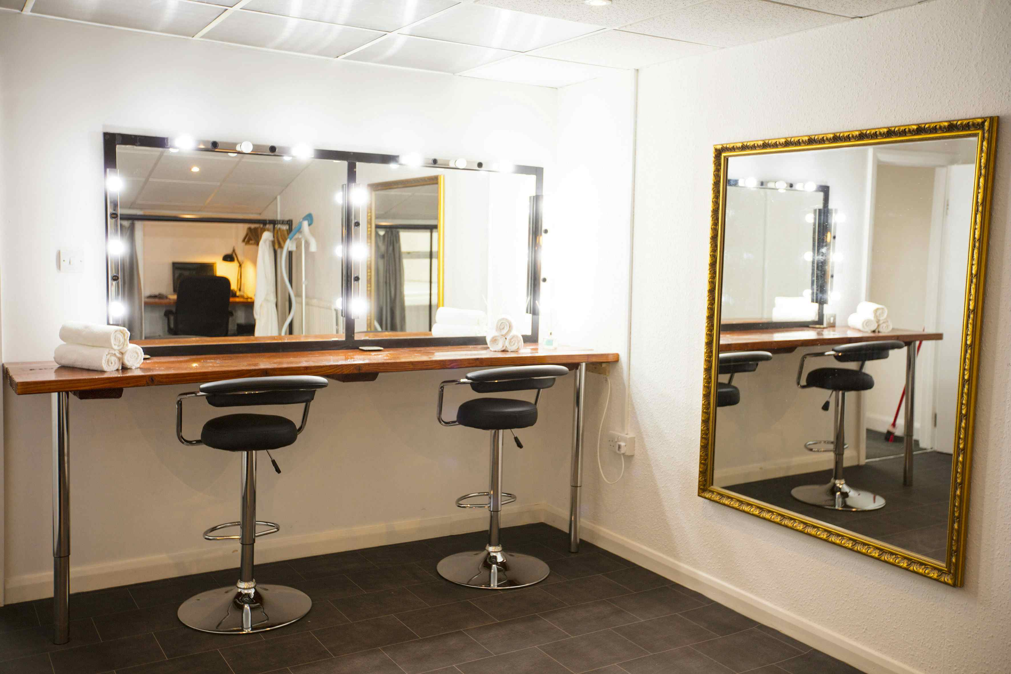 Photography Studio/ Photo Studio 2