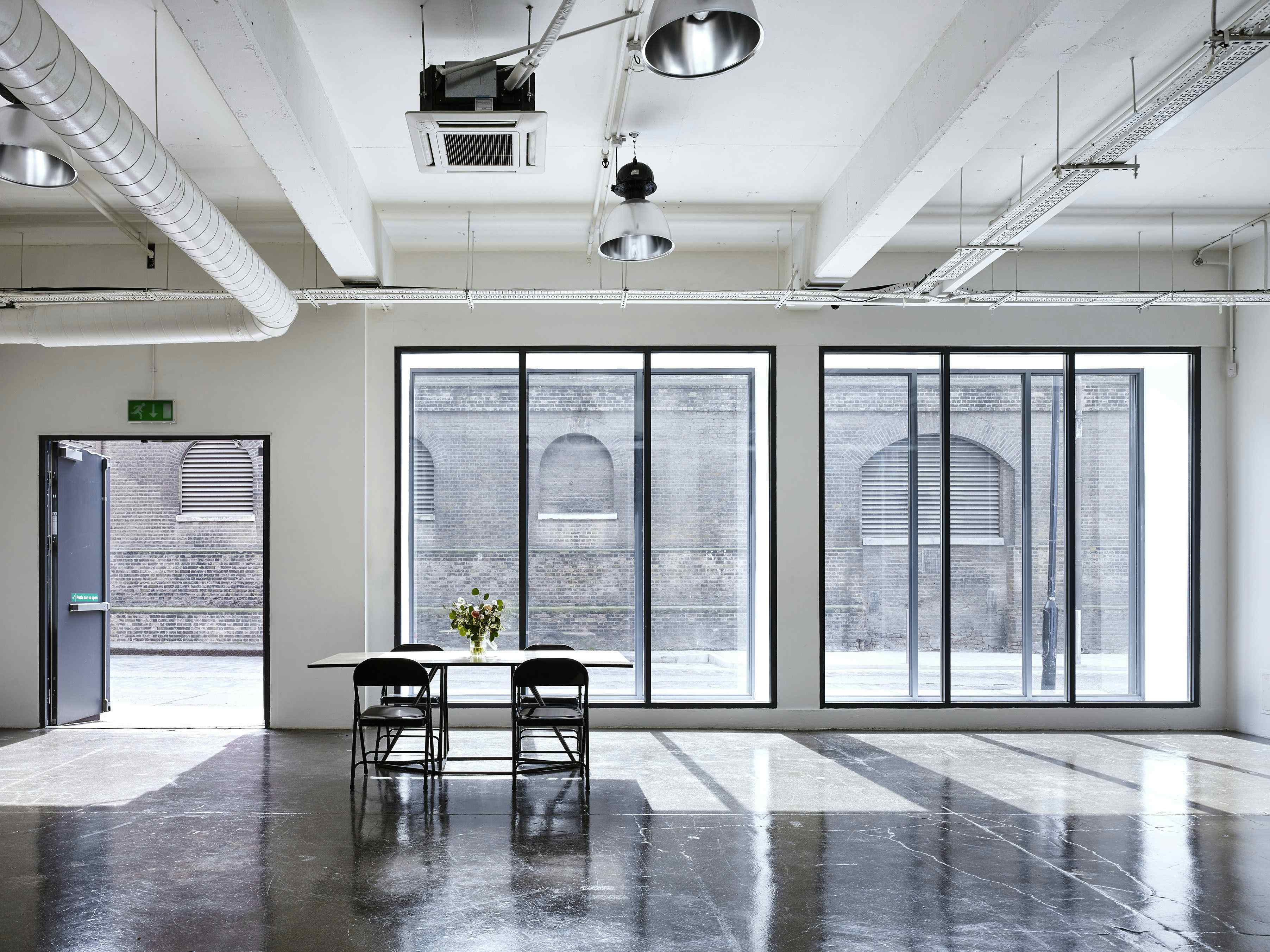 Book White Studio at Studio Spaces E1. A London Venue for Hire HeadBox