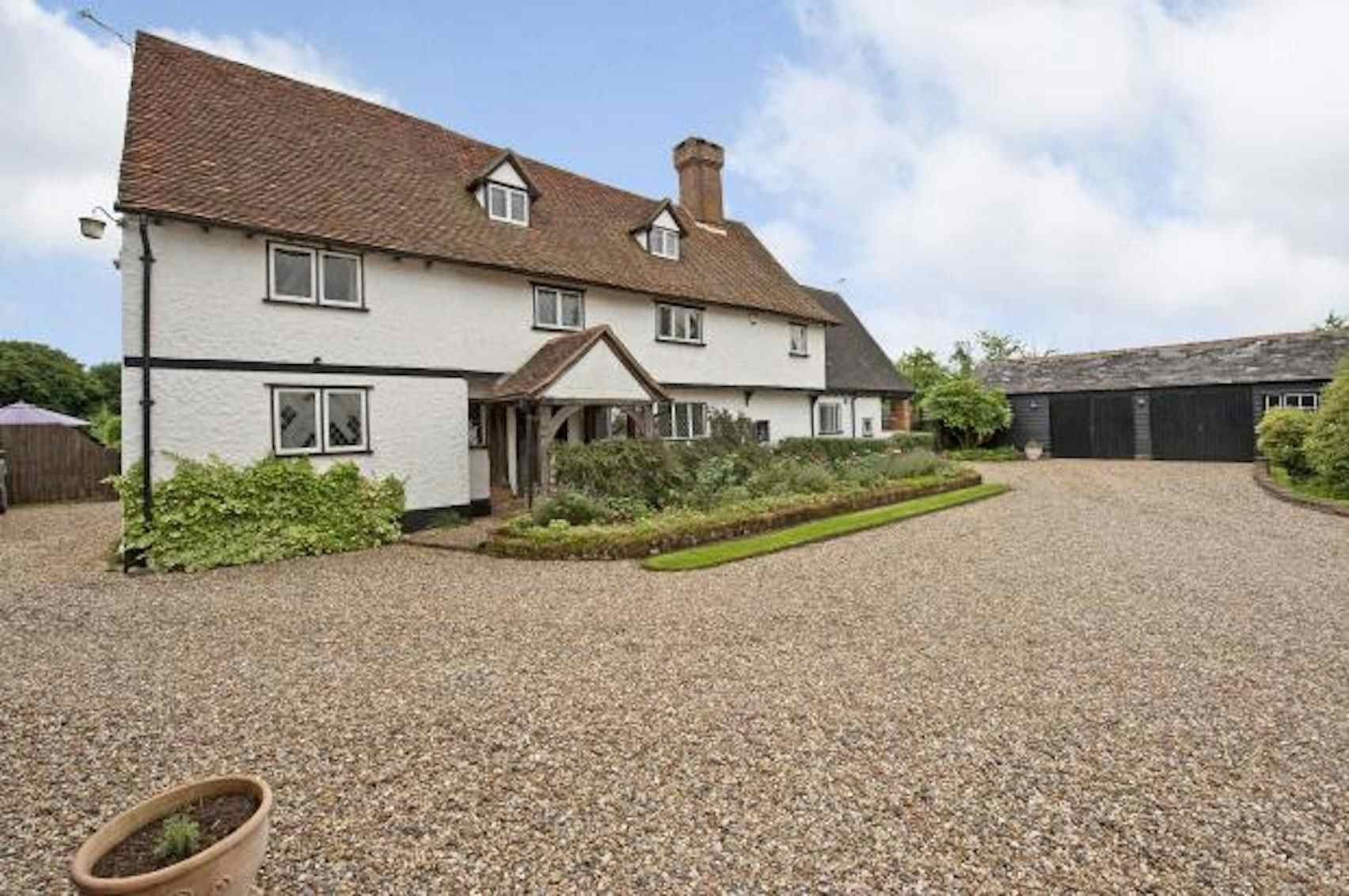 Hertfordshire Barn and Farmhouse 12