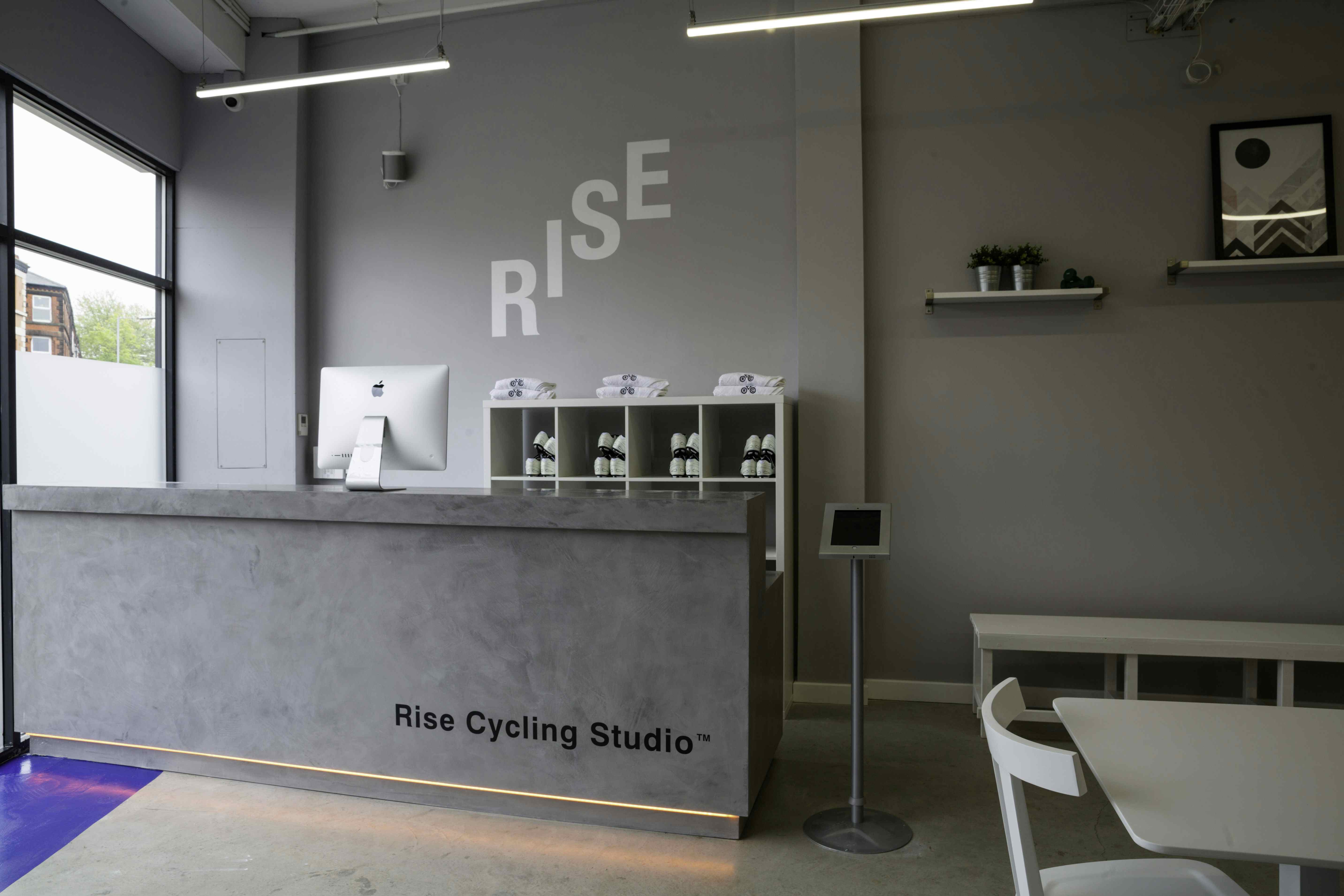 Rise Cycle Studio 15