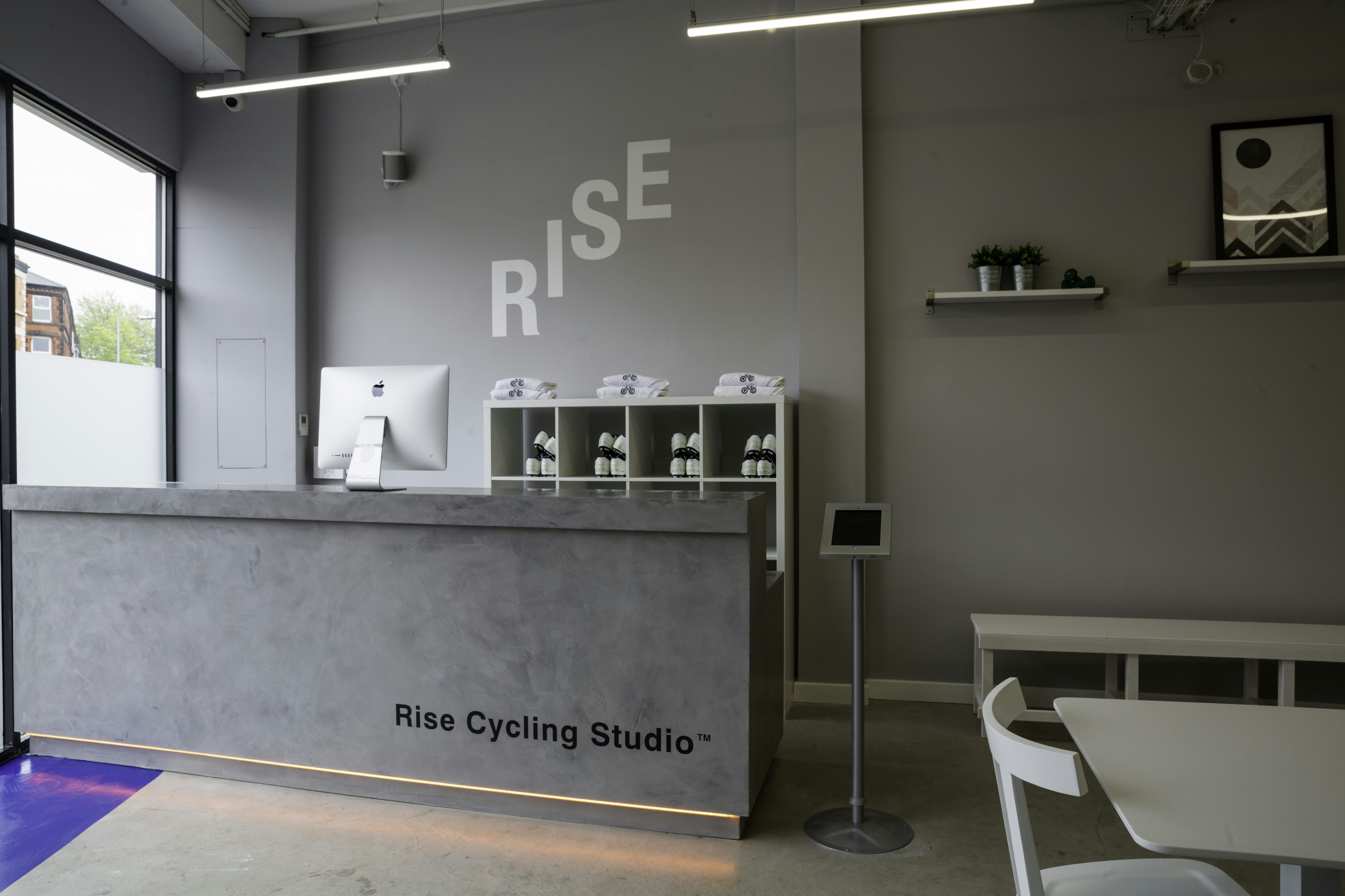 Rise Cycle Studio 15
