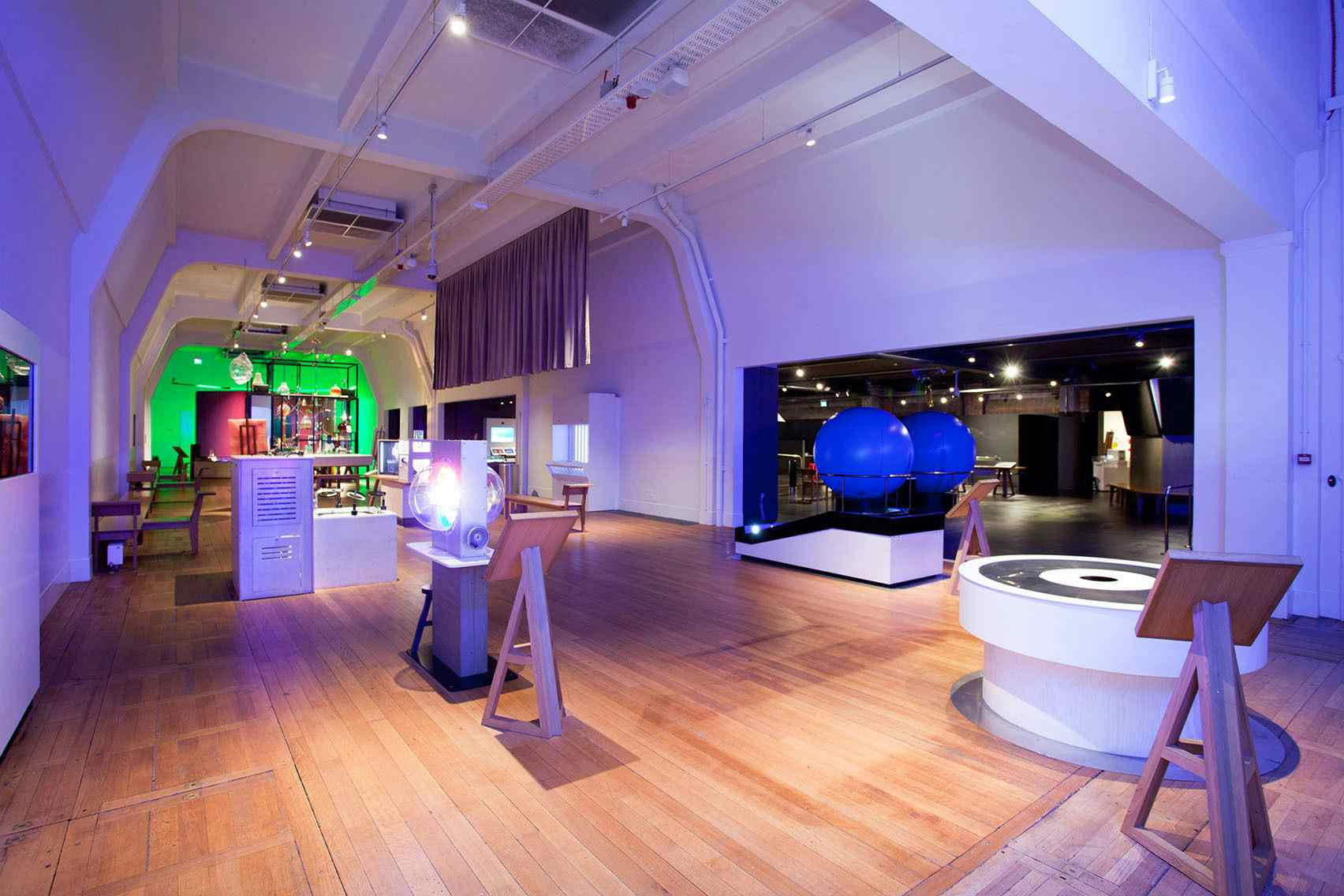 Book Wonderlab The Equinor Gallery at Science Museum. A London Venue