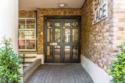 Cafe Venue 8