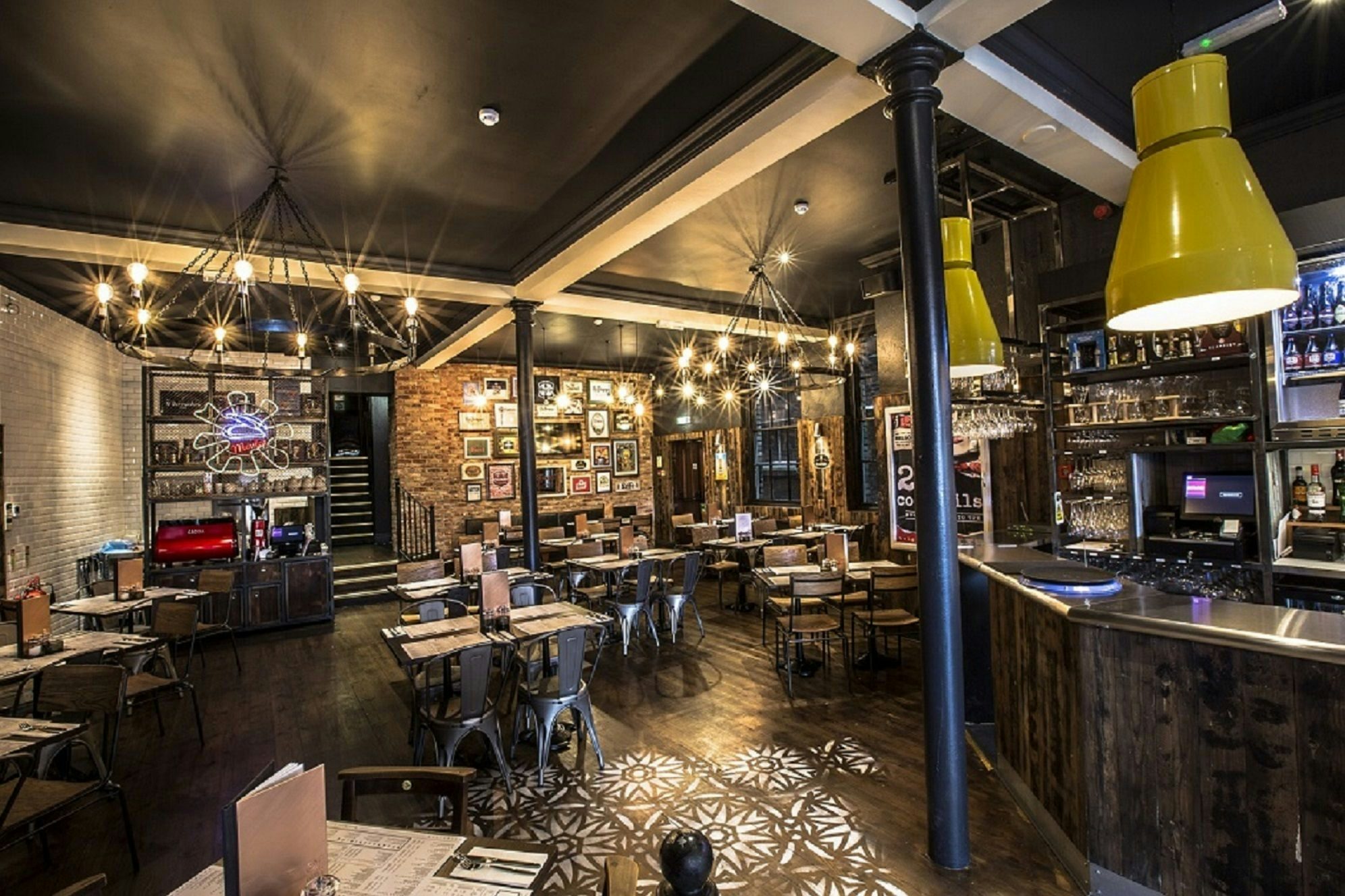 Zot Bar and Restaurant 0