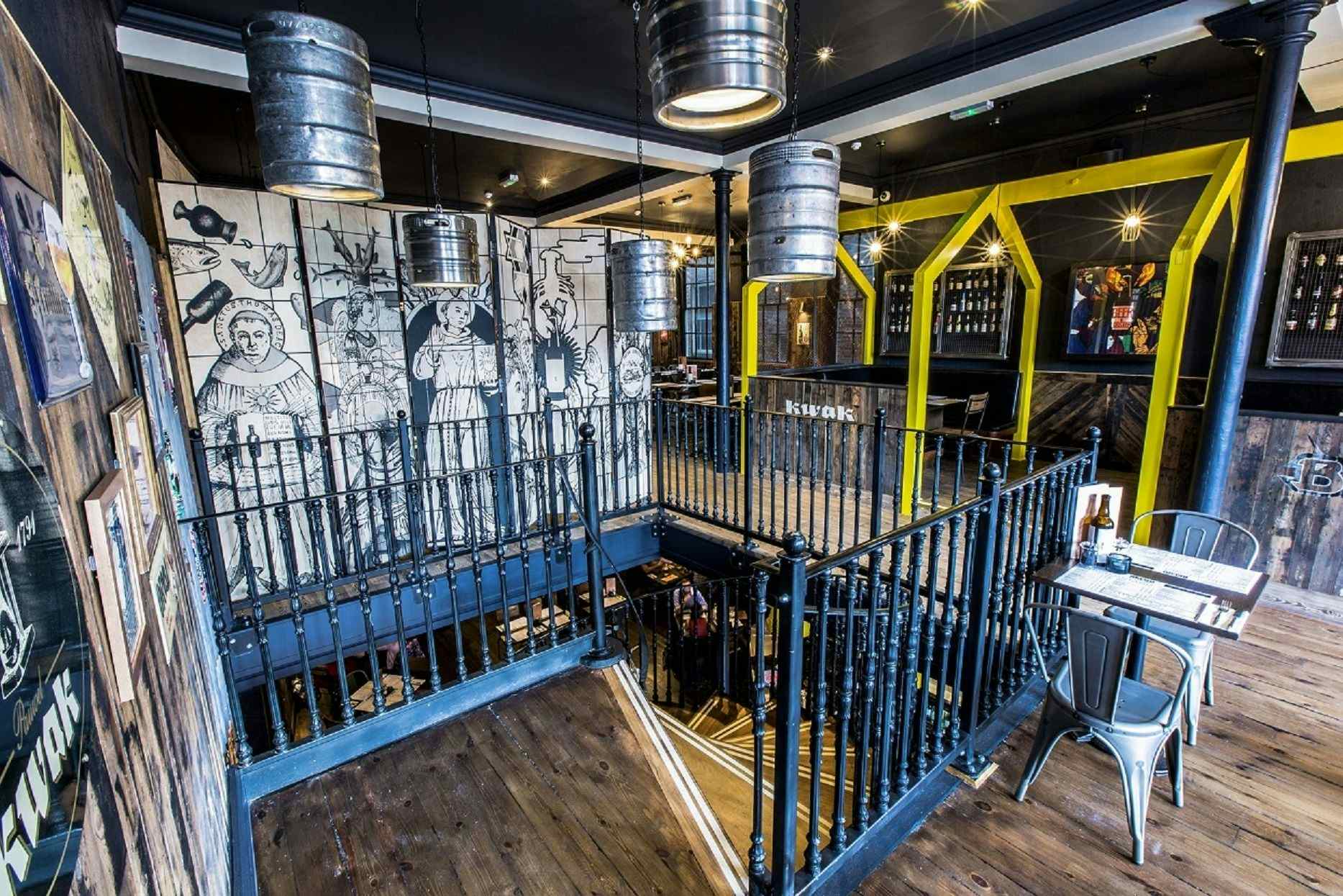 Zot Bar and Restaurant 3