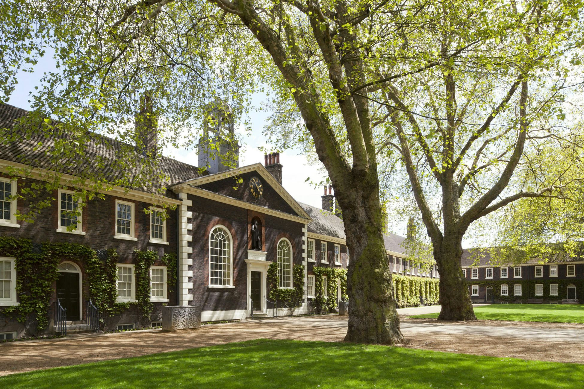 Shoreditch Gardens 13