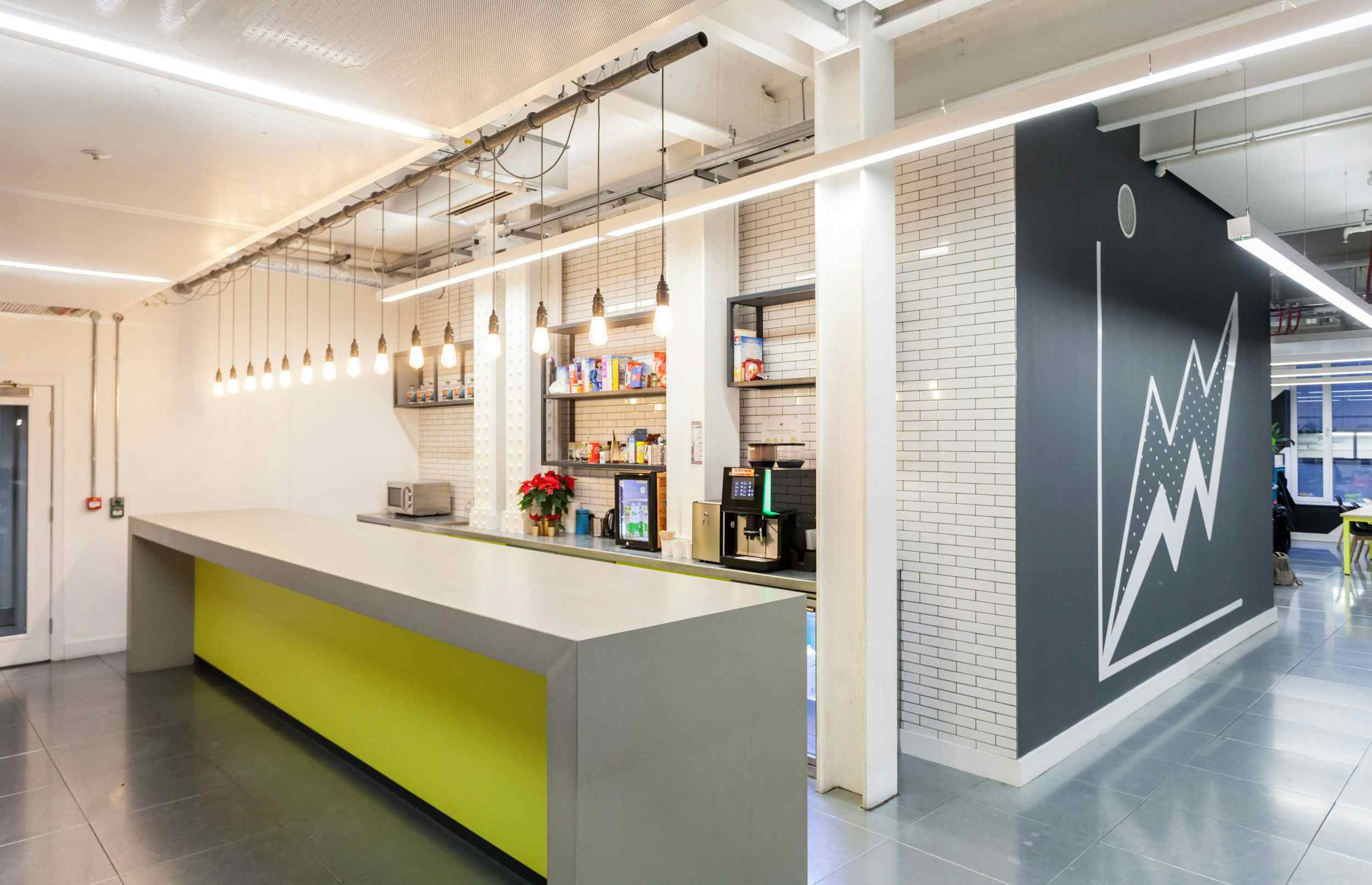 Cupertino Meeting Room 4