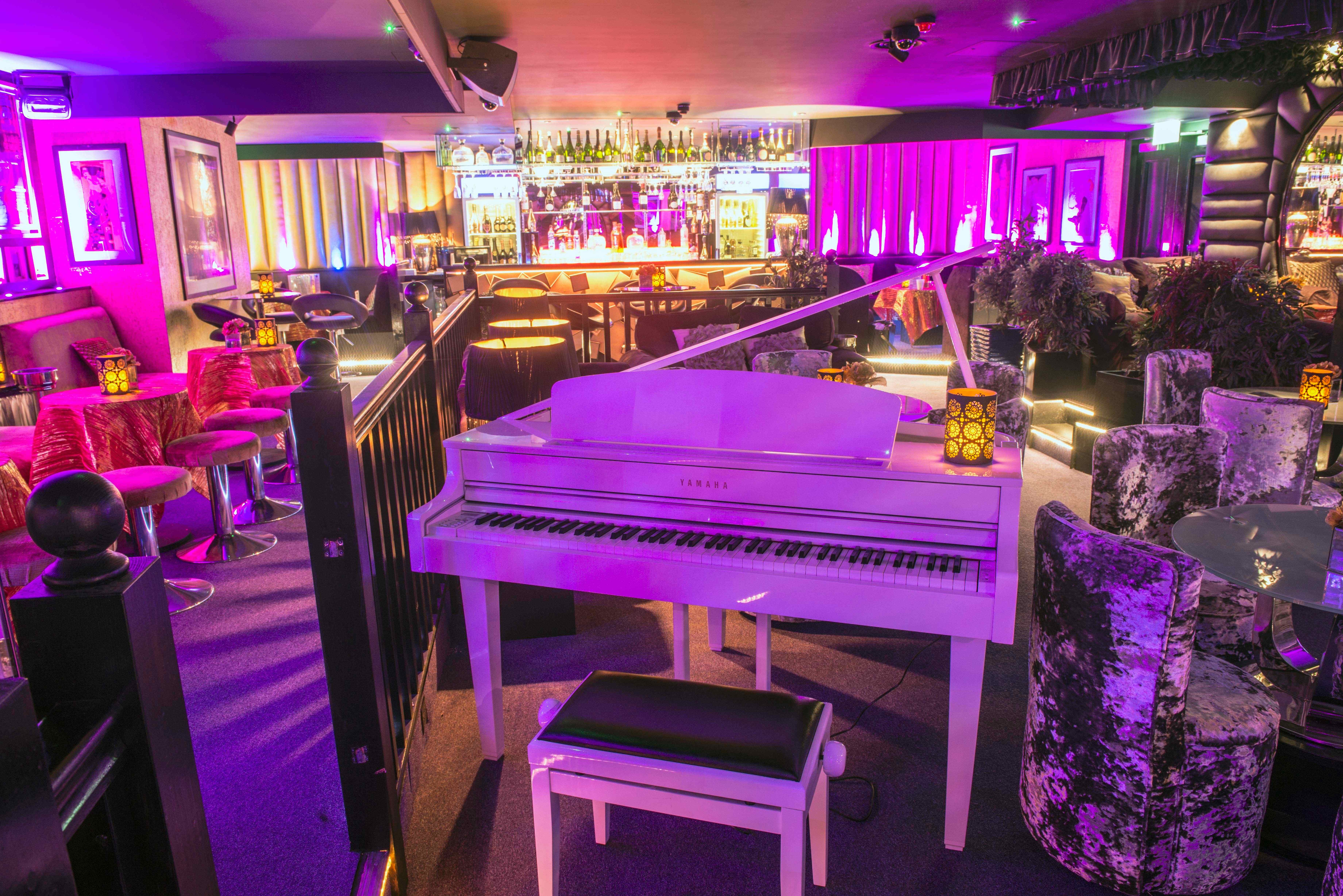 Book Venue Hire At The Directors Lounge A London Venue For Hire HeadBox