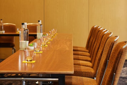 Thames Suite 5